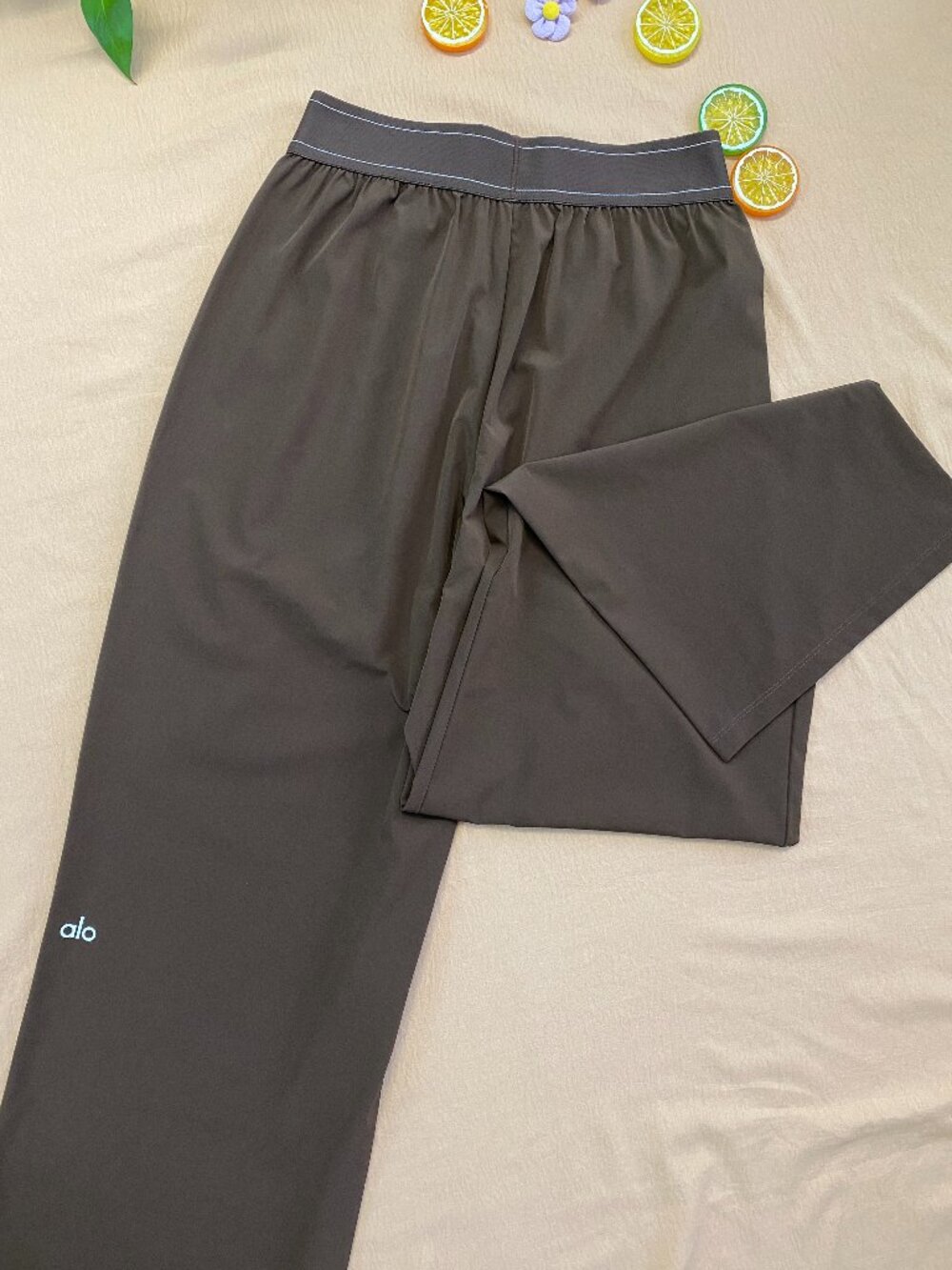 ALO Yoga Suit Up Wide Leg Trouser Espresso,New Season Favorite 30” Inseam🤎Chic - Picture 5 of 8